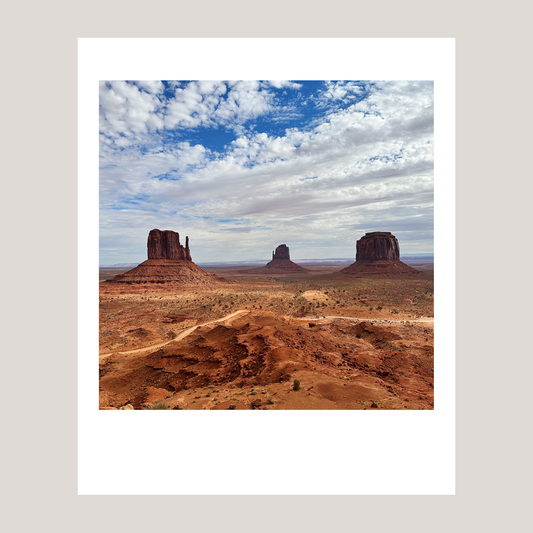 Magnes retro square